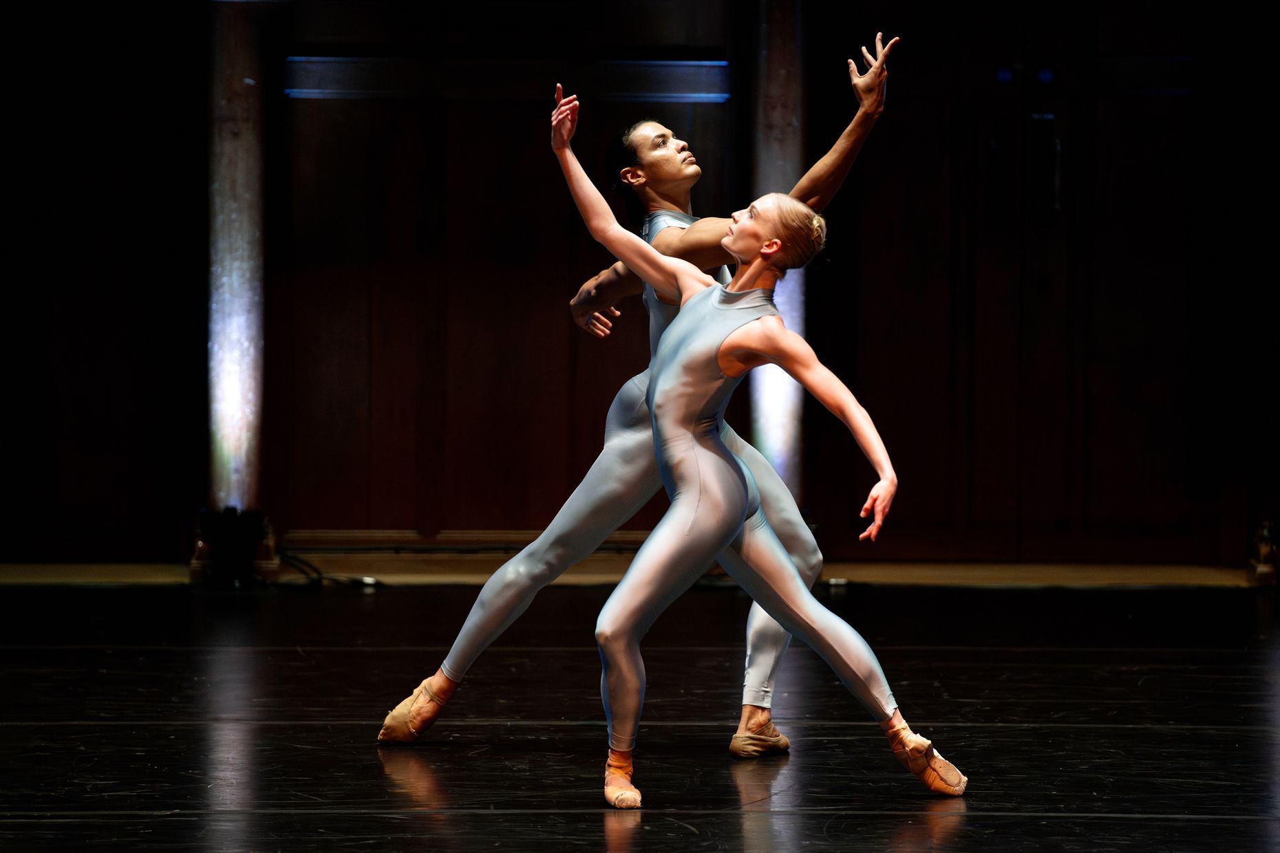 Ballet Nights 012, Leusson Muniz and Hannah Ward from Cape Town City Ballet in <i>Pie Jesu</i> &copy; Deborah Jaffe