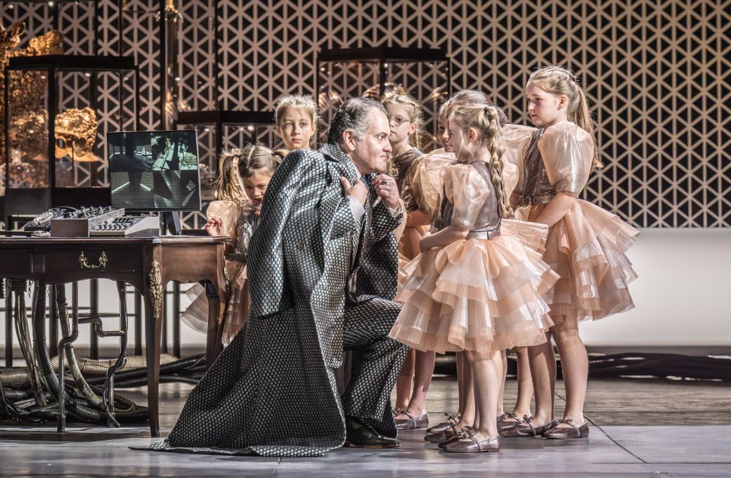 Mark Stone (Klingsor) &copy; The Royal Opera | Marc Brenner