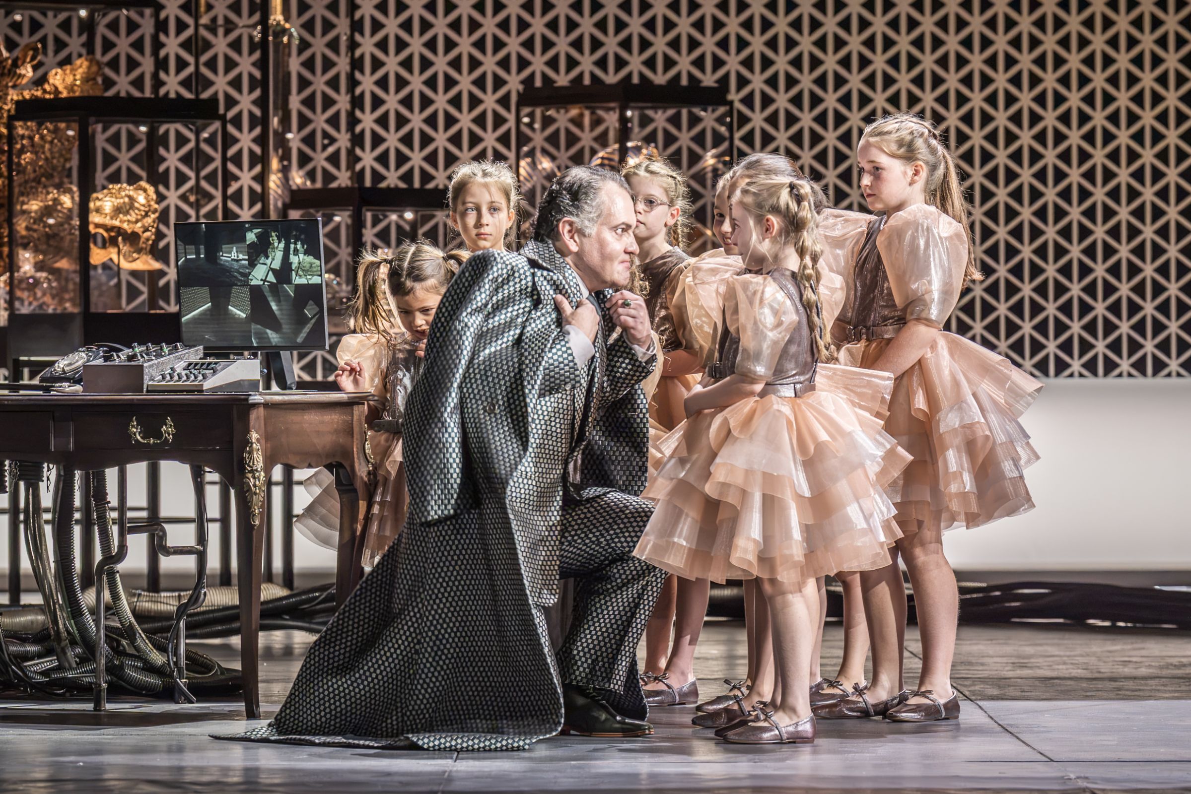 Mark Stone (Klingsor) &copy; The Royal Opera | Marc Brenner