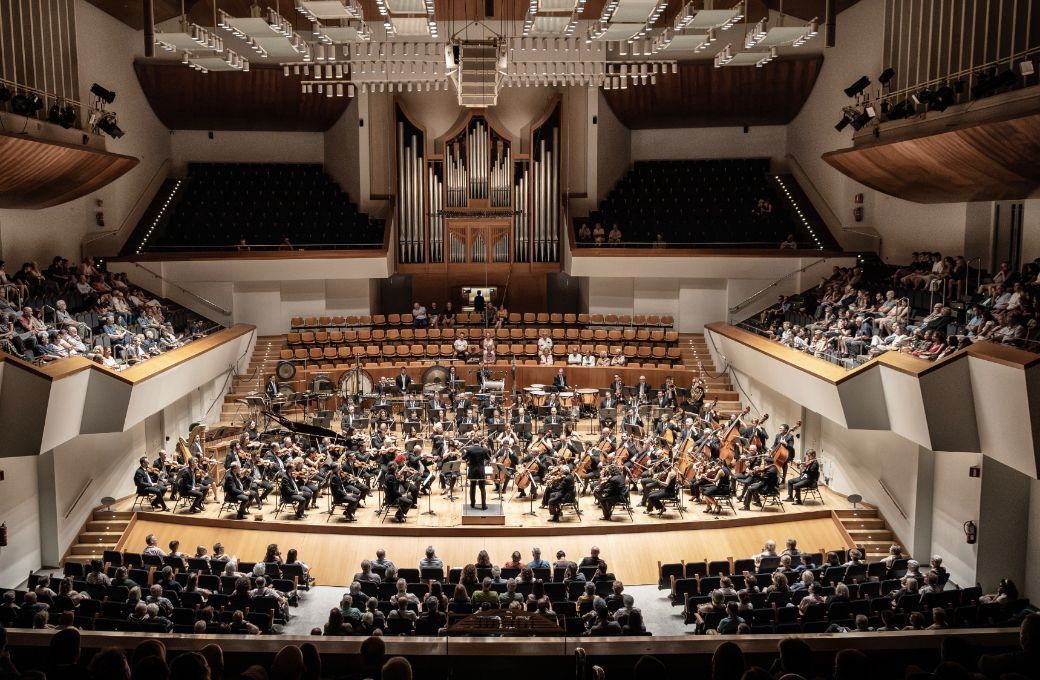 La Orquestra de Val&egrave;ncia con Josep Planells en el Palau de la M&uacute;sica &copy; Contra Vent i Fusta | Festival Ensems