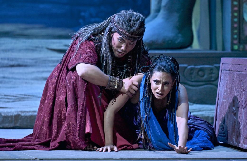 Hae Kang (Amonasro) and Federica Vitali (Aida) © Roberto Ricci | Festival Verdi