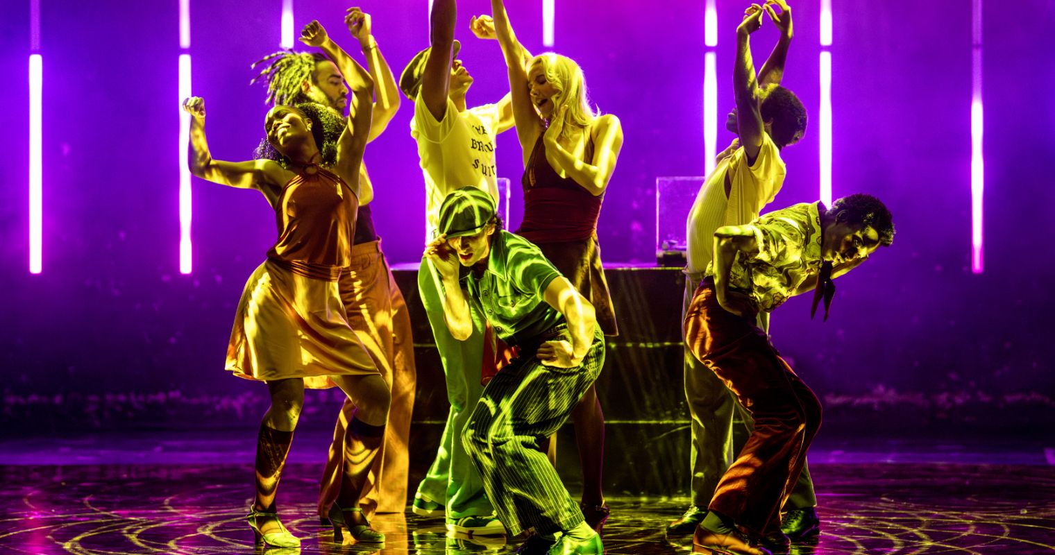 <i>The Brown Suite</i>: BlacBrik sets pulses racing at Richmond Theatre © Deborah Jaffe