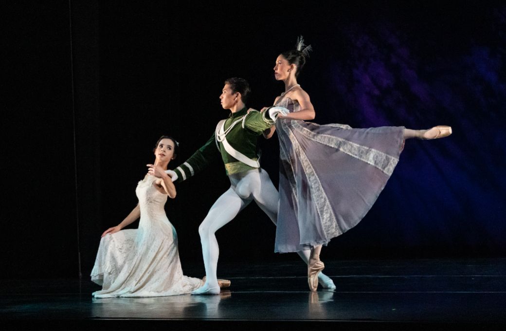 Marijana Dominis, Samuel Gest and Brooke Wilson in Antony Tudor&rsquo;s <i>Lilac Garden</i> &copy; Steven Pisano