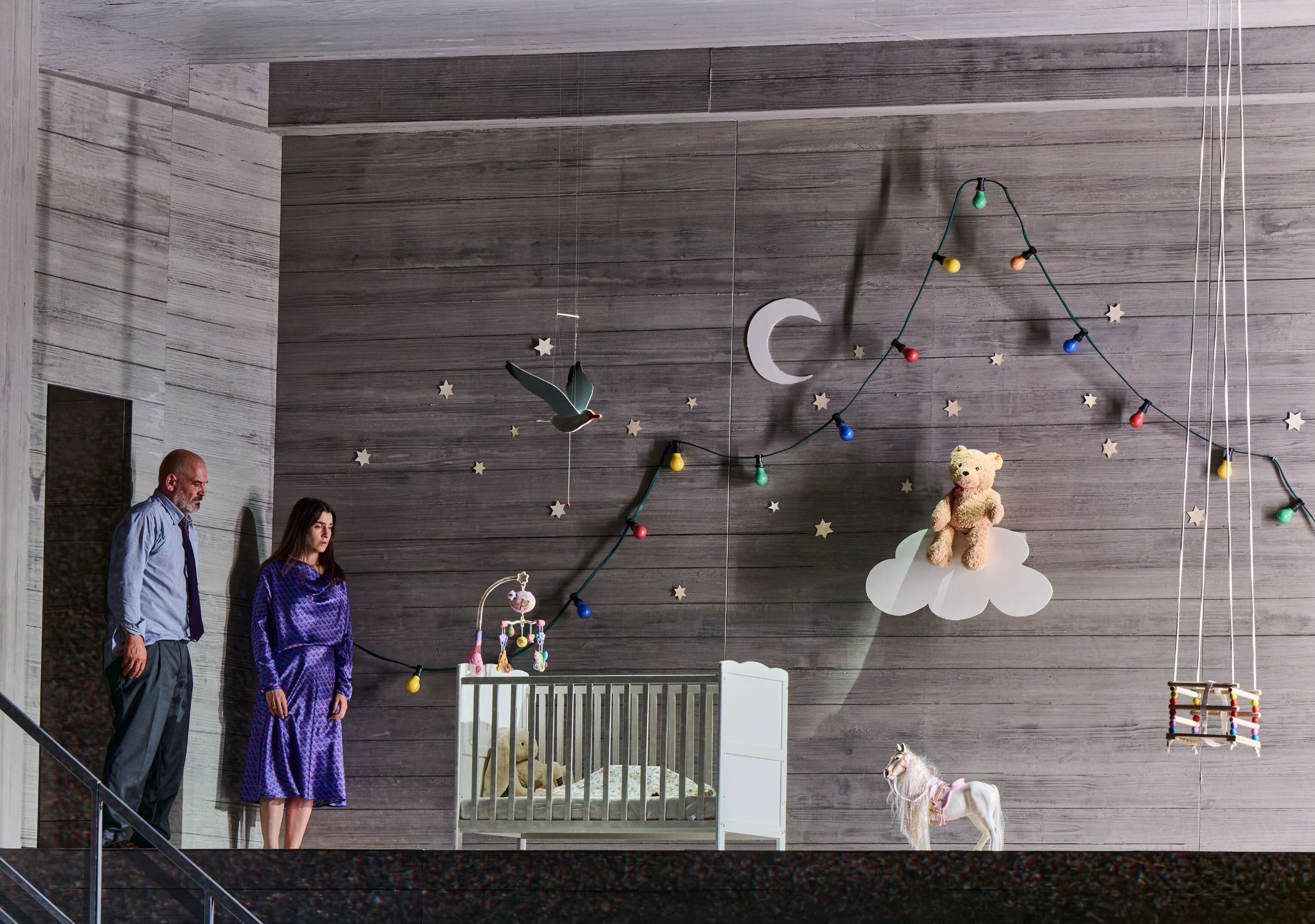 <i>Herzog Blaubarts Burg</i>: Florian Boesch (Herzog Blaubart) und Asmik Grigorian (Judith) &copy; Wiener Staatsoper | Marcel Urlaub