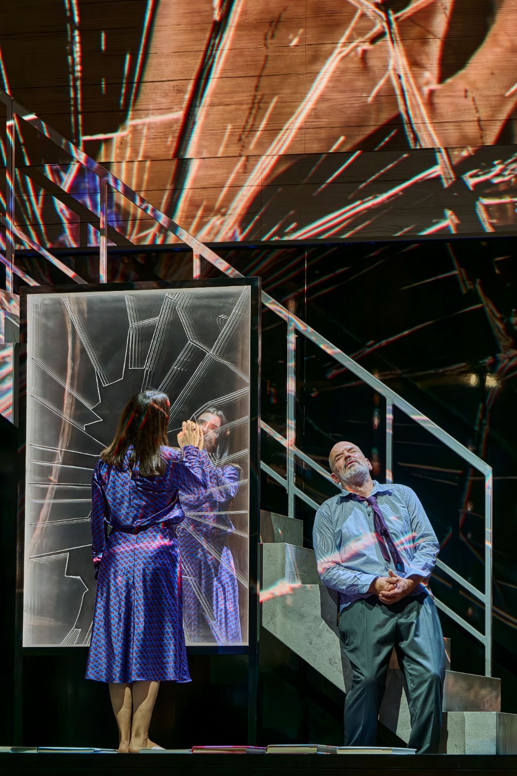 <i>Herzog Blaubarts Burg</i>: Florian Boesch (Herzog Blaubart) und Asmik Grigorian (Judith) &copy; Wiener Staatsoper | Marcel Urlaub