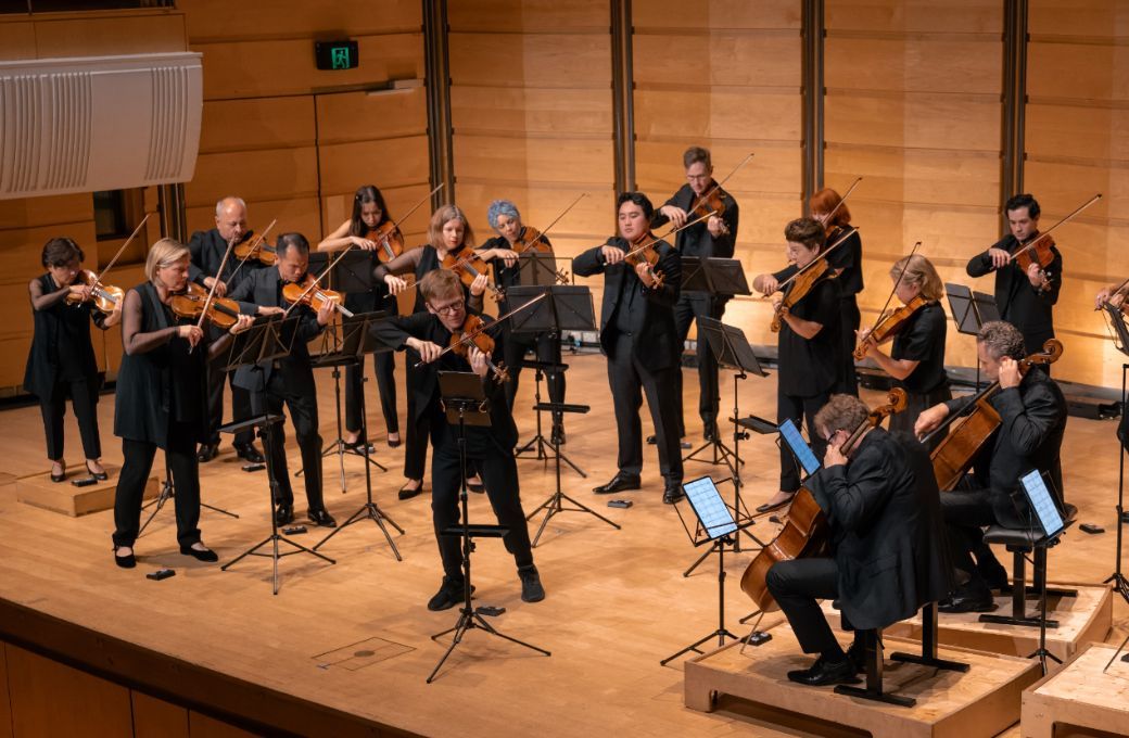 Pekka Kuusisto and the Australian Chamber Orchestra © Nic Walker