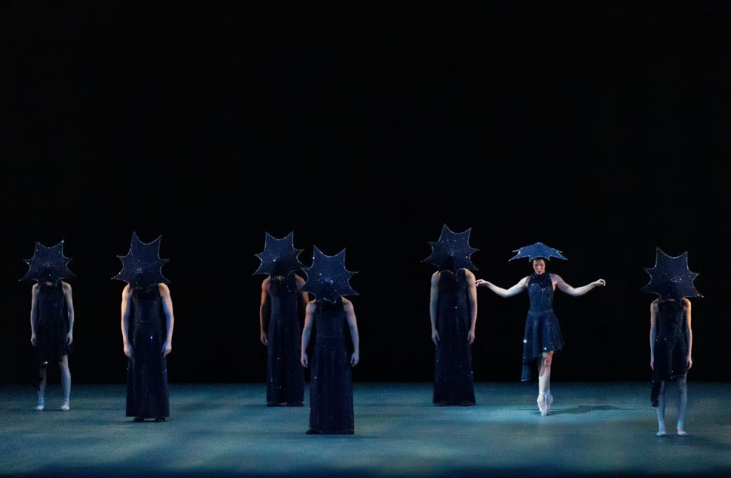 New York City Ballet in Jennifer Archibald&rsquo;s <i>Shared Rain</i> &copy; Erin Baiano