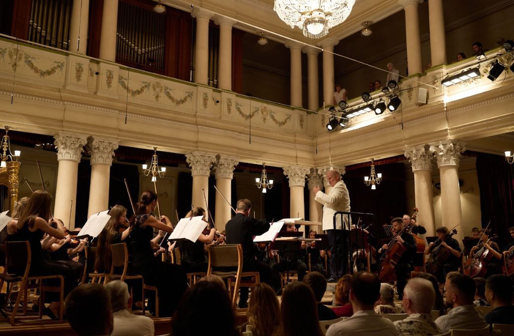 Teodor Kuchar and the Ukranian National Philharmonic Orchestra (aka Kyiv Philharmonic) &copy; Sofia Johanson