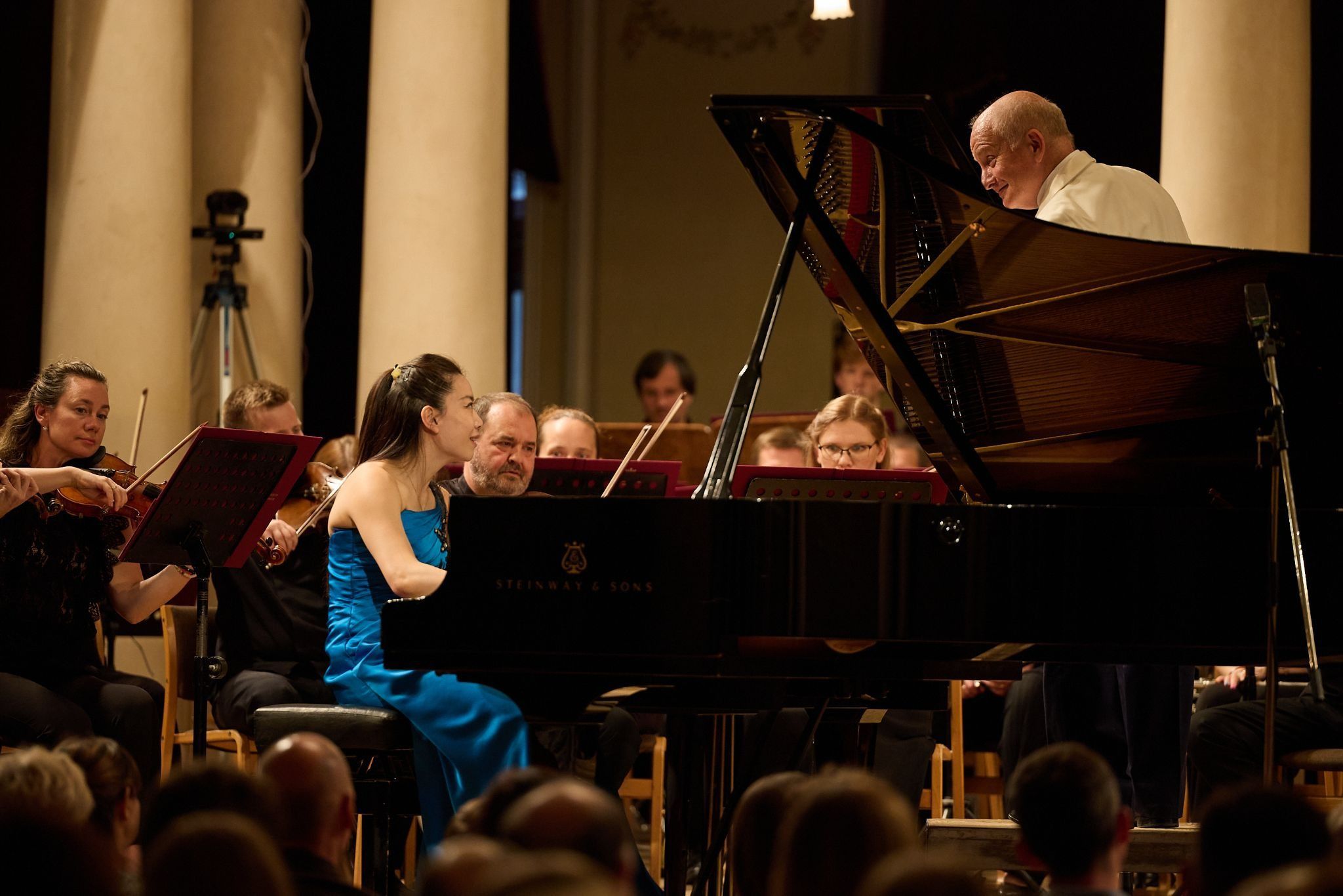 Fanya Lin performs with Teodor Kuchar &copy; Sofia Johanson