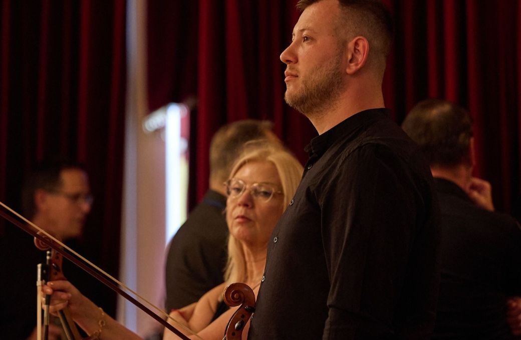 Oleksandr, a Kyiv native and the principal viola of the Philharmonic &copy; Sofia Johanson