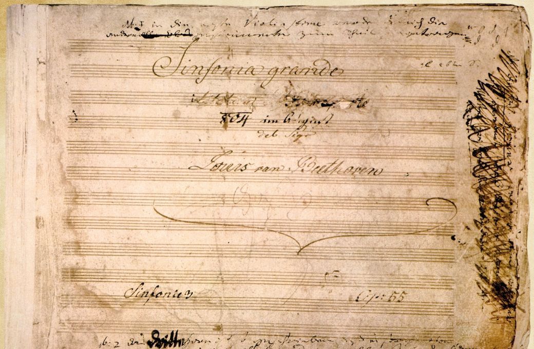 Title page to the manuscript copy of Beethoven’s Third Symphony, with dedication scratched away &copy; Gesellschaft der Musikfreunde in Wien | Public domain