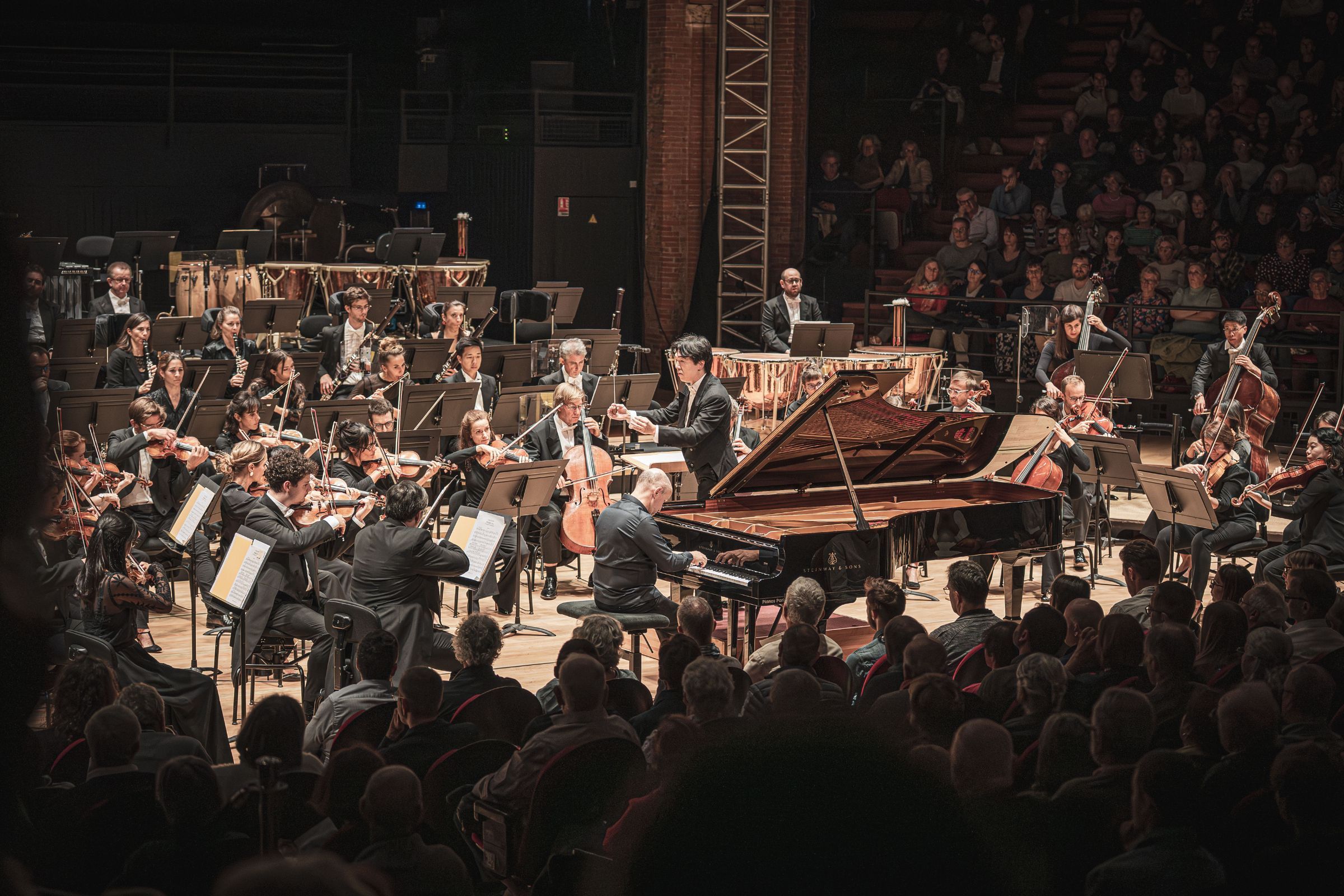 Nelson Goerner, Lio Kuokman et l'Orchestre National du Capitole de Toulouse &copy; Romain Alcaraz