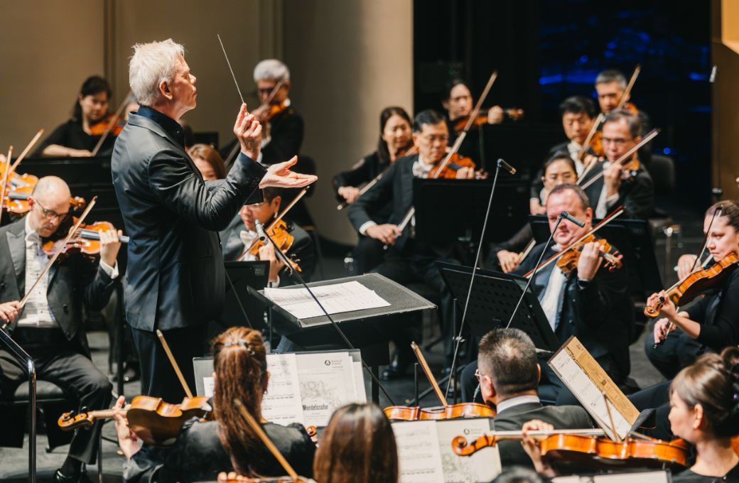 Hannu Lintu conducts the Singapore Symphony Orchestra &copy; Aloysius Lim | Singapore Symphony Orchestra
