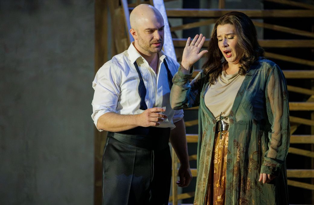 John Brancy (Onegin) and Verity Wingate (Tatyana) &copy; James Glossop