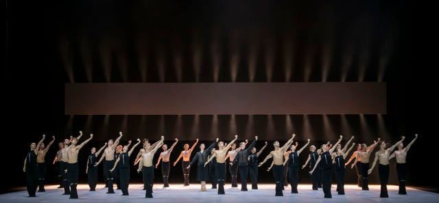 Norwegian National Ballet in León/Lightfoot’s <i>Salle de danse</i> &copy; Erik Berg