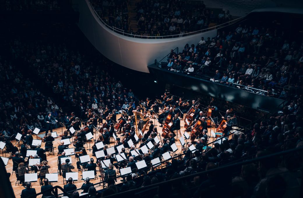 Gustavo Dudamel dirige le New York Philharmonic à la Philharmonie de Paris © Clément Savel / Cheeese