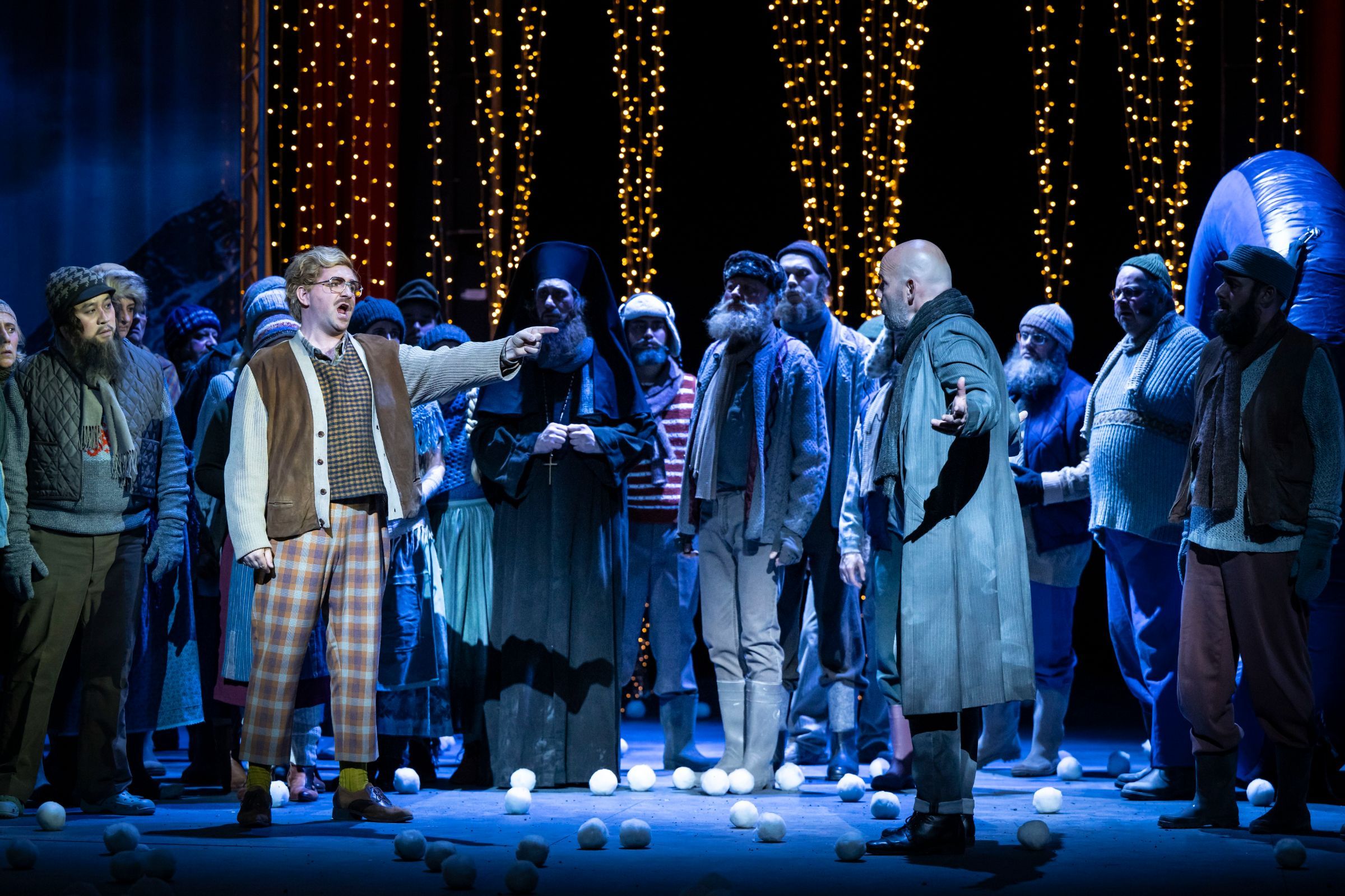 Tristan Blanchet (Lensky) und Máté Sólyom-Nagy (Onegin) &copy; Lutz Edelhoff