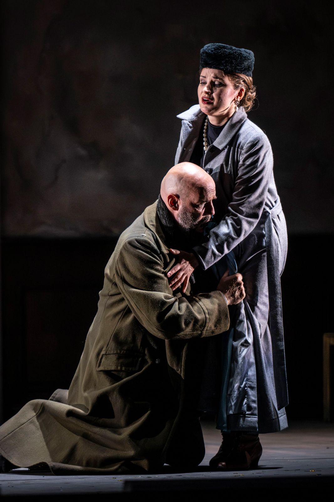 Máté Sólyom-Nagy (Onegin) und Tetiana Miyus (Tatjana) &copy; Lutz Edelhoff