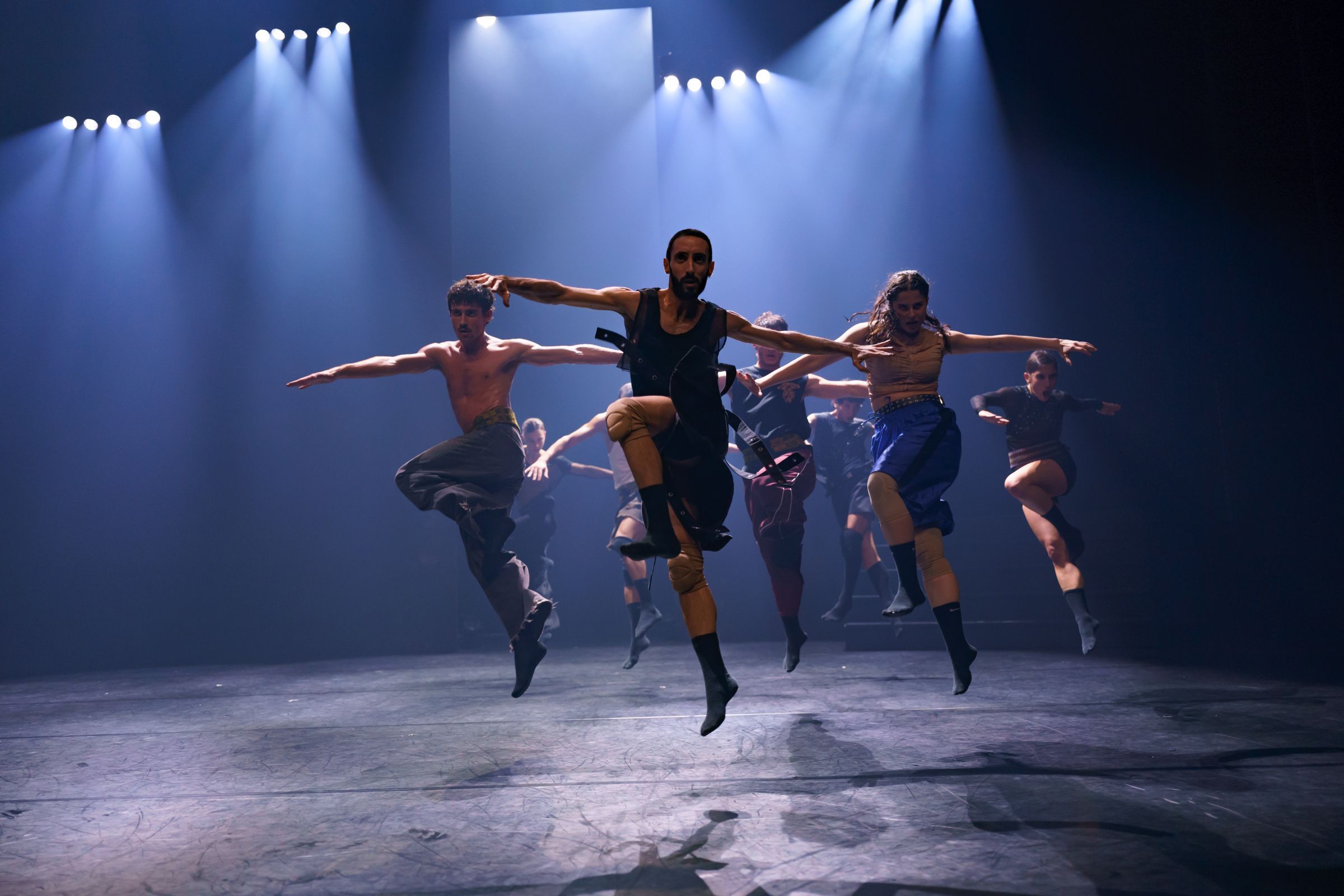 <i>Folk</i> by Dunja Jocić with Spellbound Contemporary Ballet Rome &copy; Sjoerd Derine