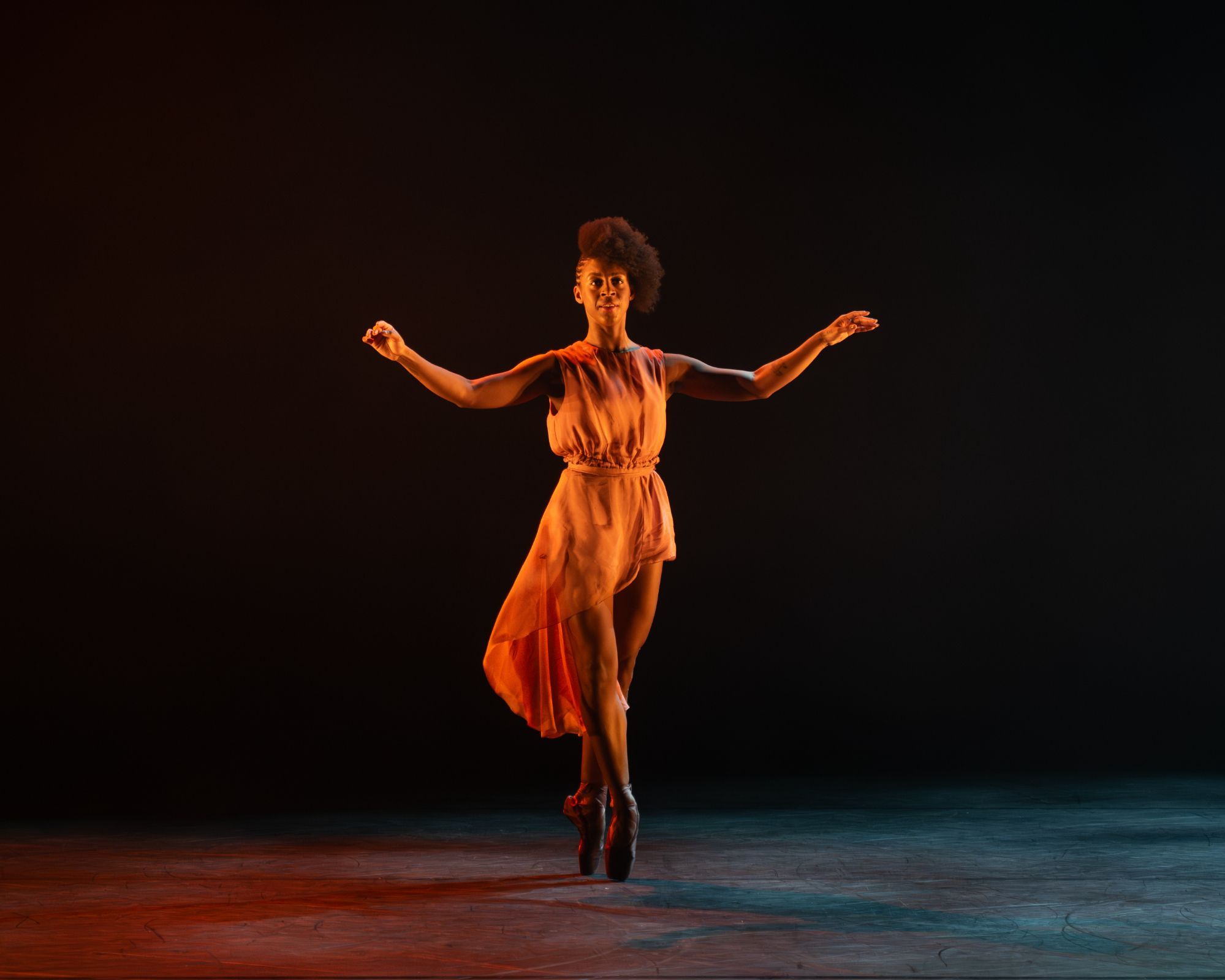 Isabela Coracy in <i>... all towards hope</i> by Hope Boykin &copy; Photography by ASH