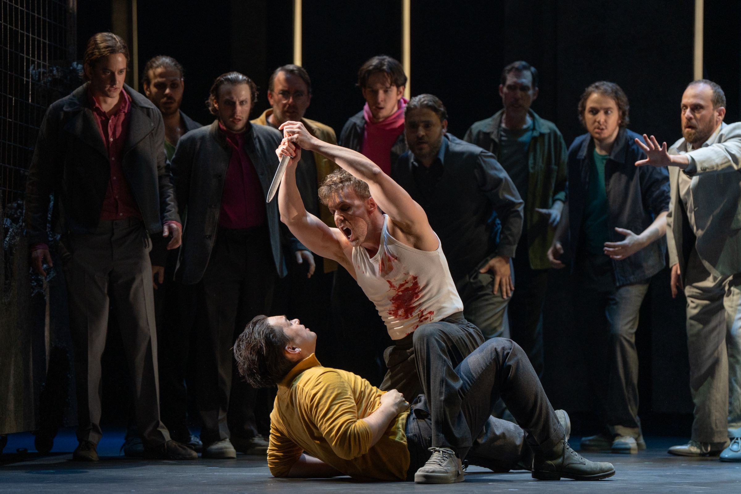 Kohsei Gilkes (Tybalt) and Alasdair Kent (Roméo) &copy; West Beach Studio