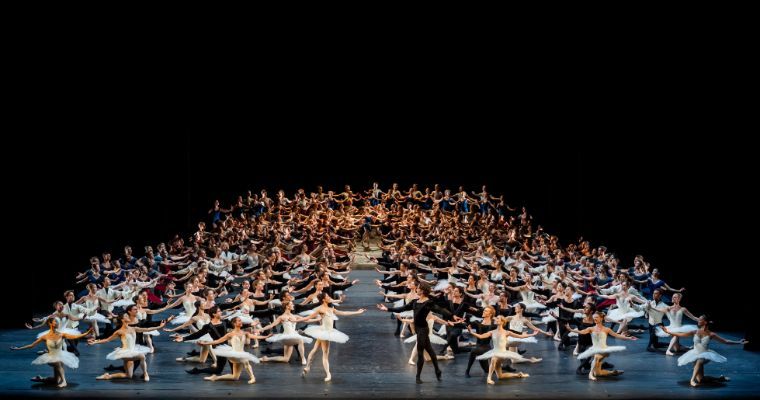 The RB, BRB and the Royal Ballet School in <i>Centenary</i> &copy; Tristram Kenton