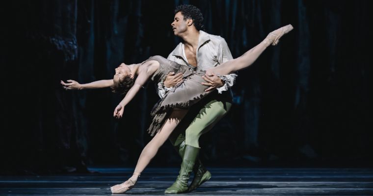Francesca Hayward and Marcelino Sambé in <i>Manon</i> &copy; RBO 2024. Foteini Christofilopoulou