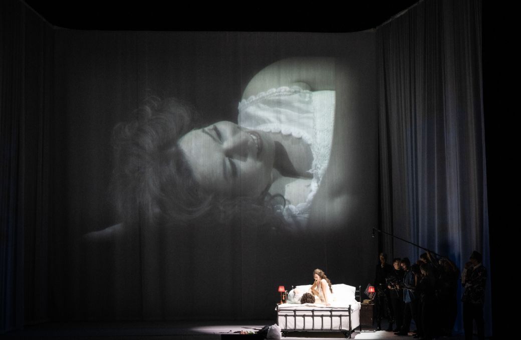 Magdalena Hinterdobler (Marschallin) and Bianca Andrew (Octavian) &copy; Matthias Jung