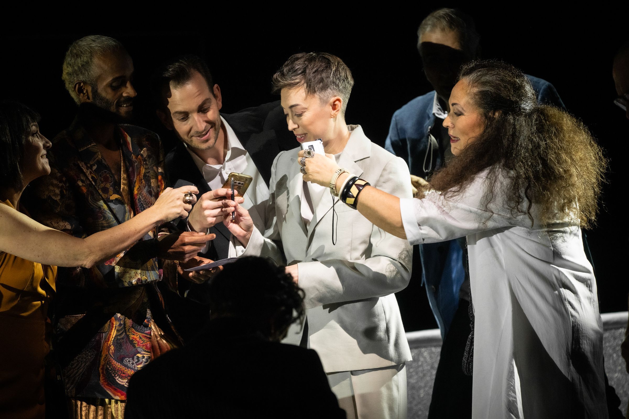 Bianca Andrew (Octavian), Dalia Schaechter (Annina) and ensemble &copy; Matthias Jung