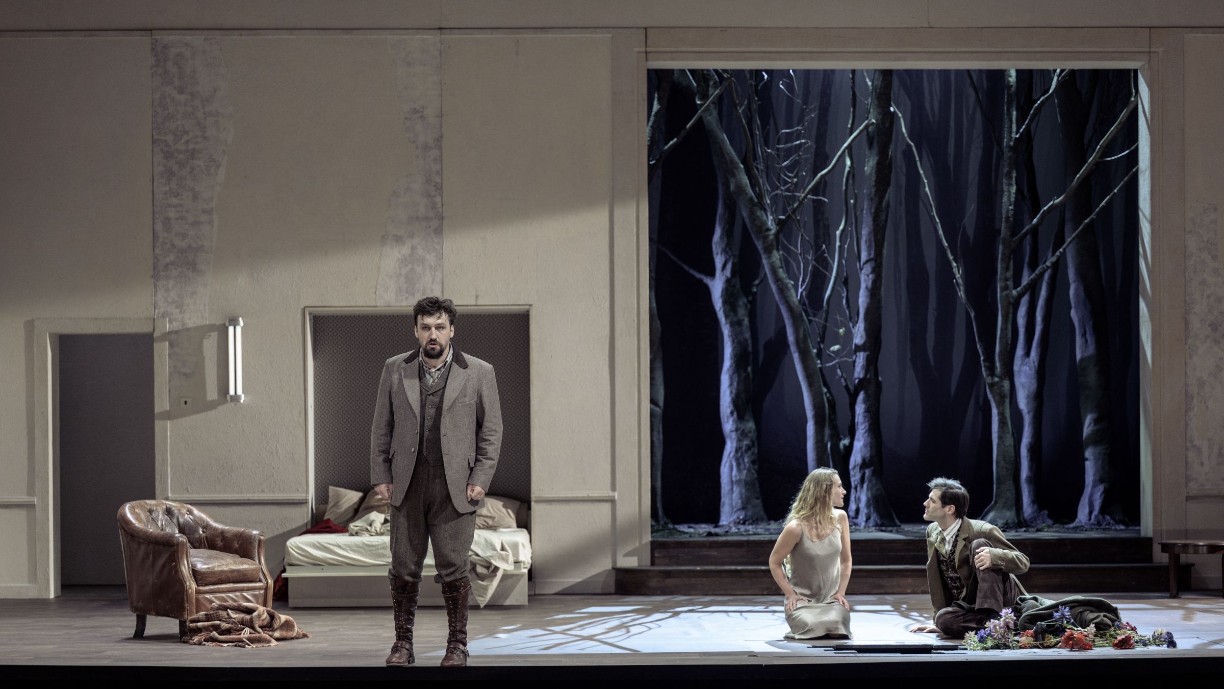 Pavol Kubáň (Golaud), David Oller (Pelléas) and Arnheiður Eiríksdóttir (Mélisande) &copy; Petr Neubert