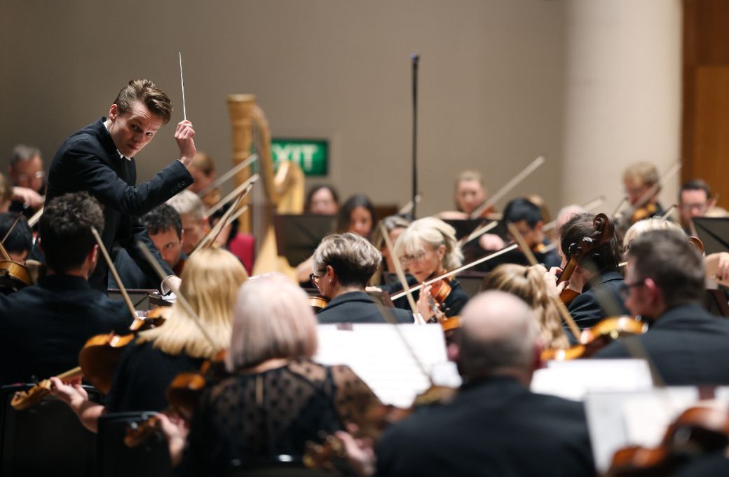 Adam Hickox conducts the Royal Liverpool Philharmonic Orchestra &copy; Gareth Jones