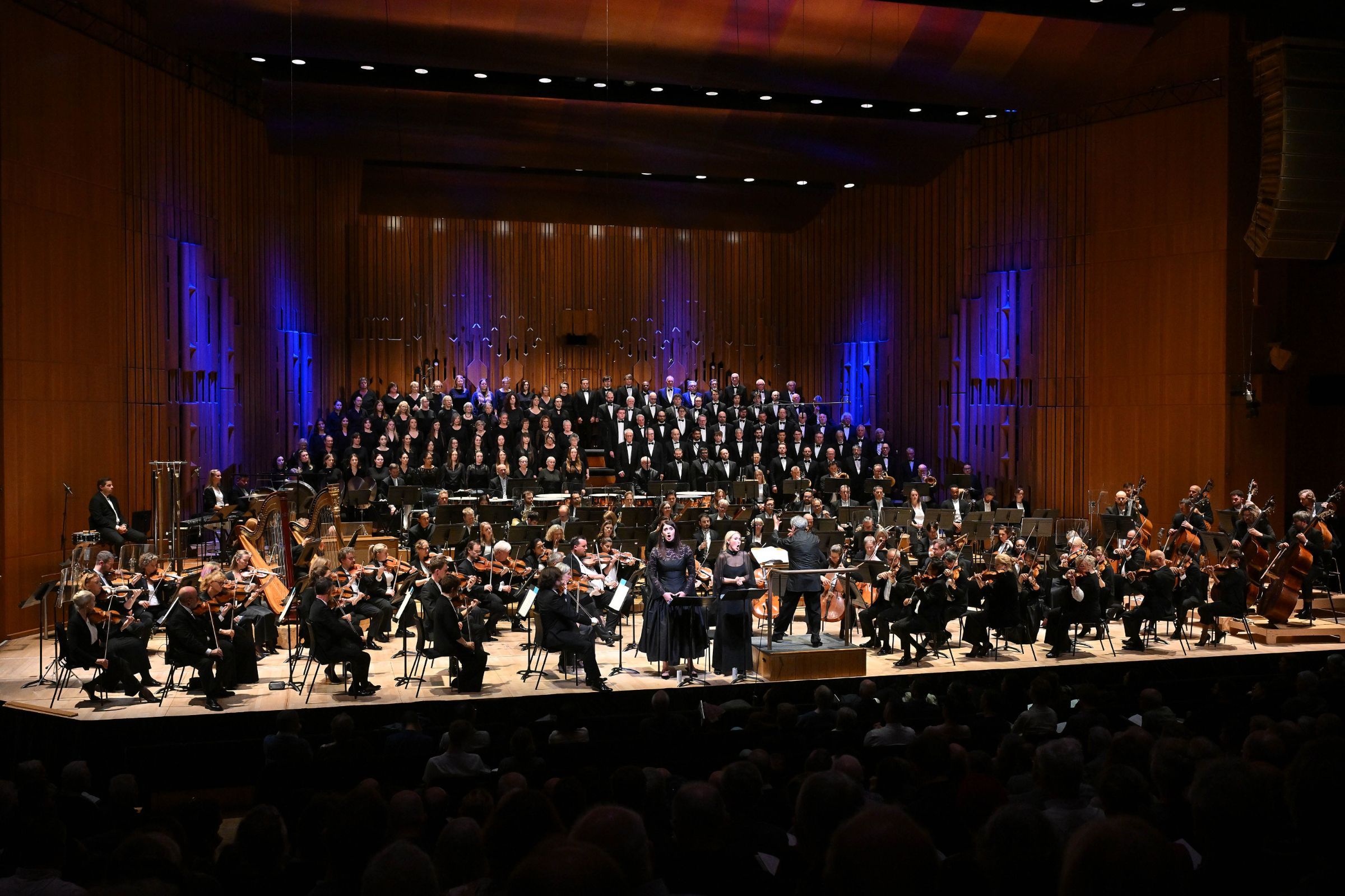 The London Symphony Orchestra and Chorus &copy; LSO | Mark Allan