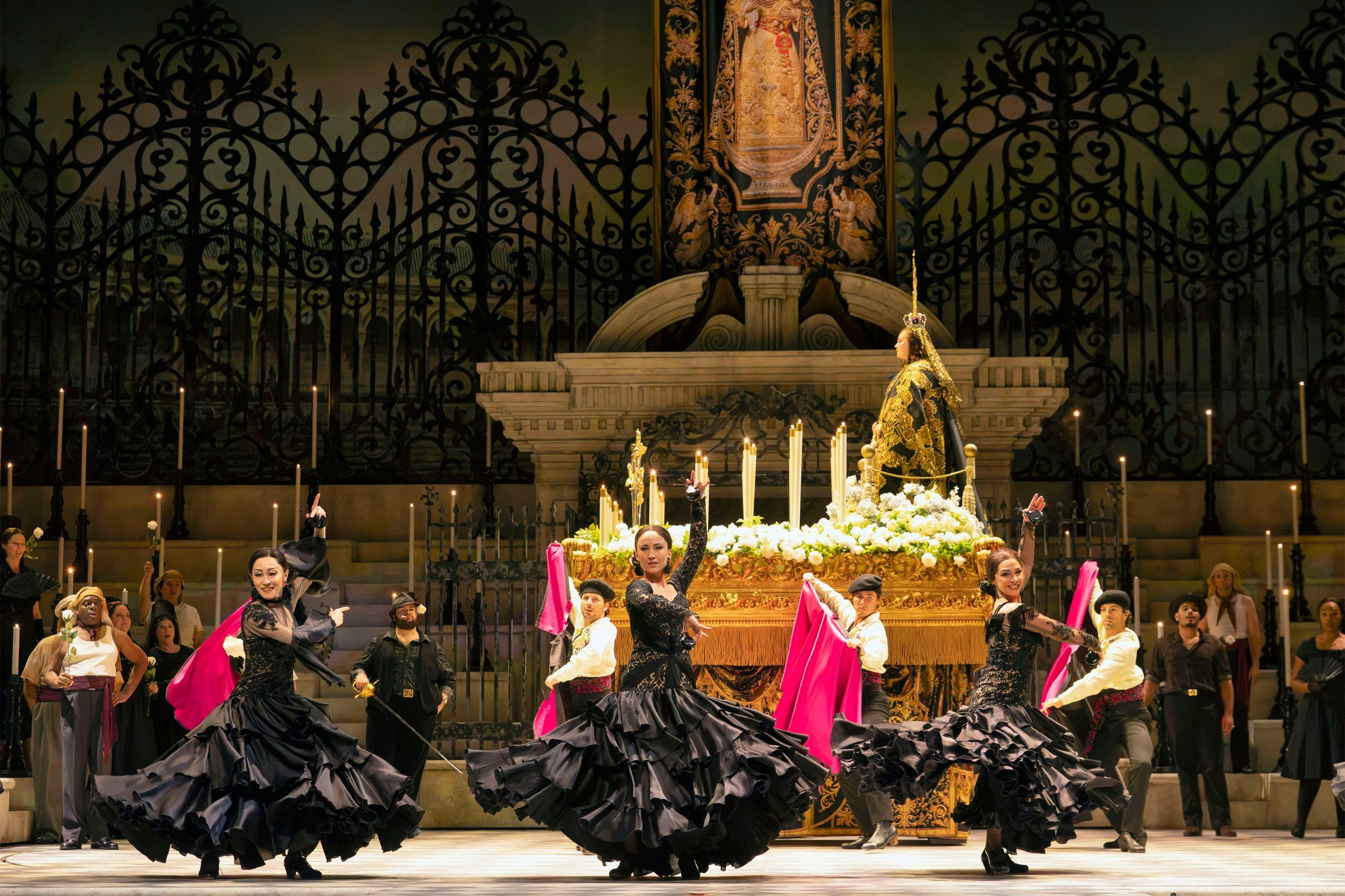 <i>Carmen</i> at LA Opera &copy; Cory Weaver