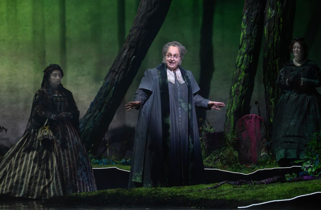 Christine Goerke (Reverend) © Karen Almond | Met Opera