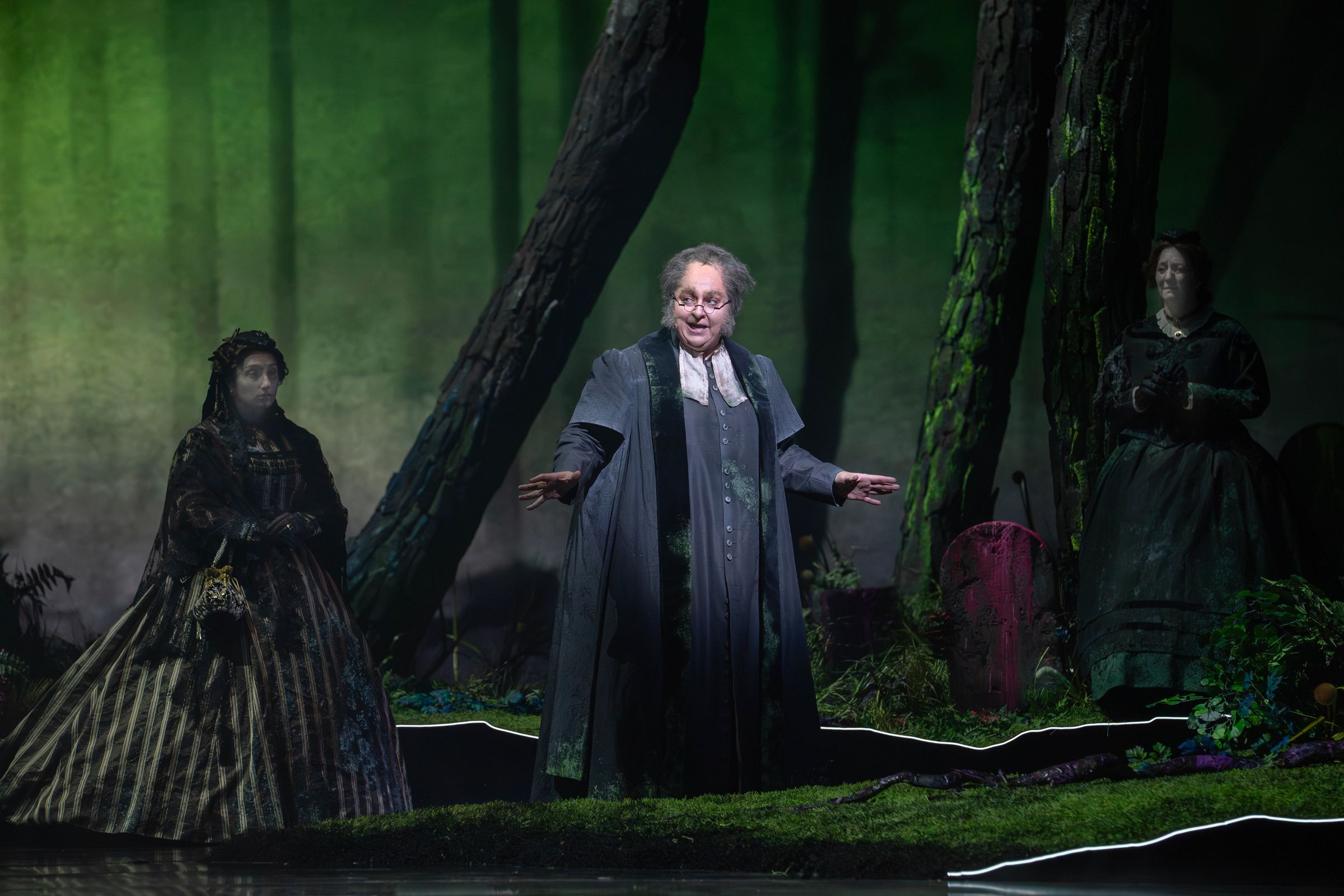 Christine Goerke (Reverend) © Karen Almond | Met Opera