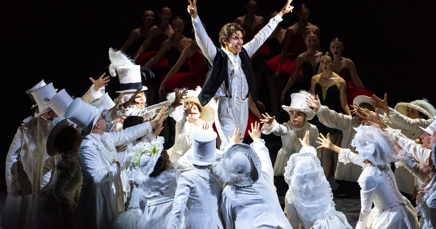 Prokofiev’s <i>The Gambler</i> at Wexford: an inevitable musical descent into obsession &copy; Padraig Grant | Wexford Festival Opera