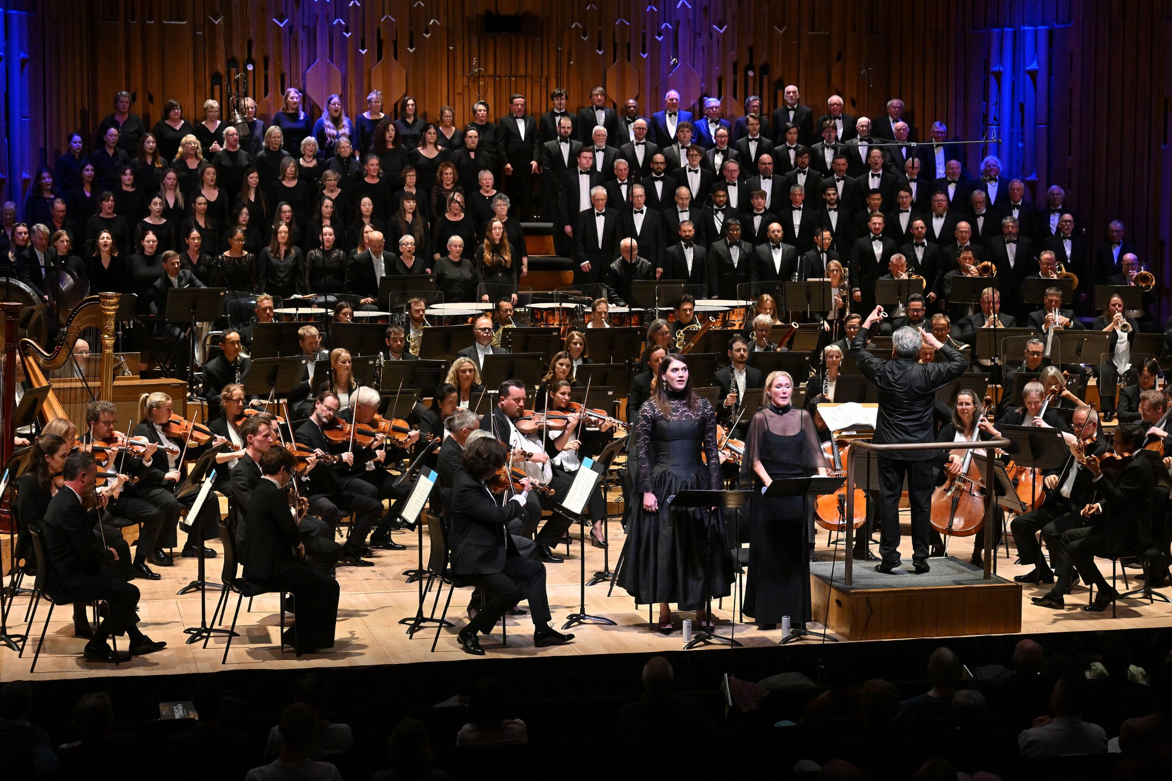 A <i>Resurrection</i> to die for: Sir Antonio Pappano and the London Symphony Orchestra &copy; LSO | Mark Allan