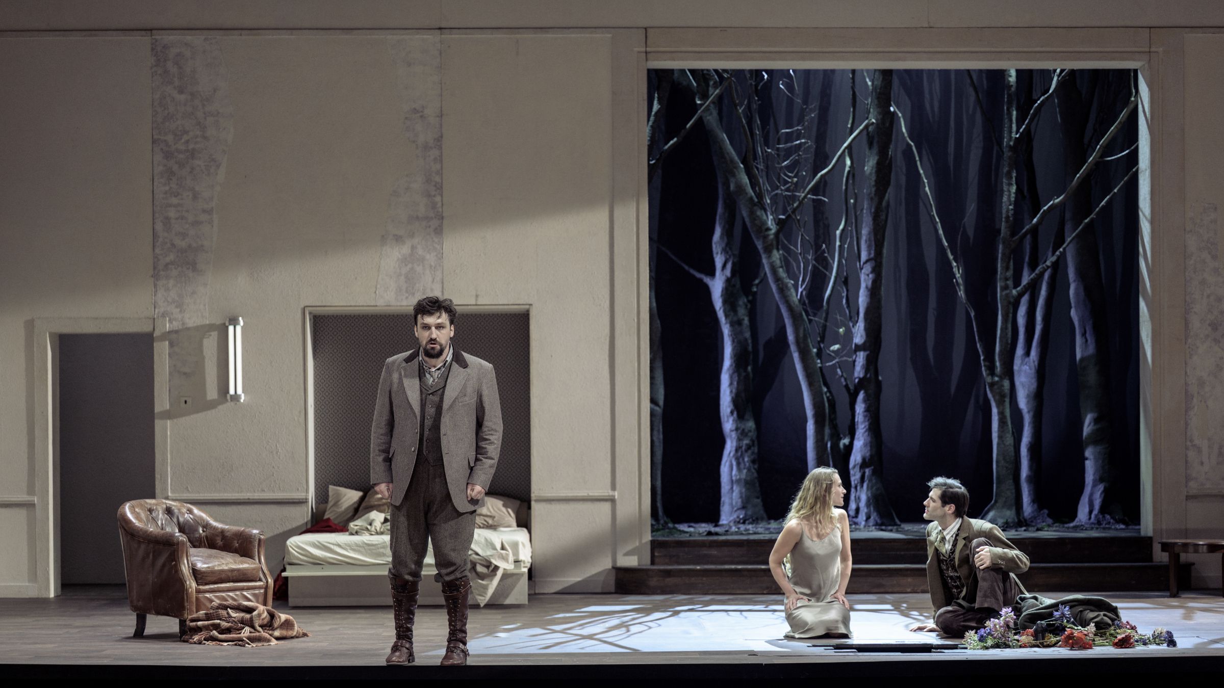In Prague, a tedious <i>Pelléas et Mélisande</i> at the National Theatre &copy; Petr Neubert