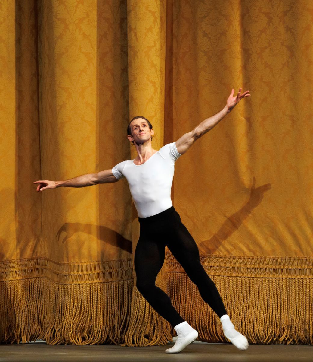 Adrian Danchig-Waring takes a final bow at New York City Ballet &copy; Erin Baiano