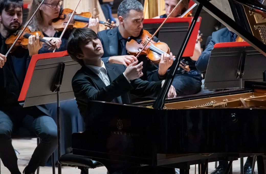 Seong-Jin Cho and the Philharmonia &copy; Marc Gascoigne
