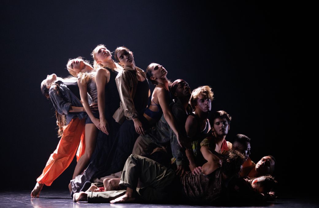 <i>Soulèvement</i> par le Ballet Preljocaj © Didier Philispart