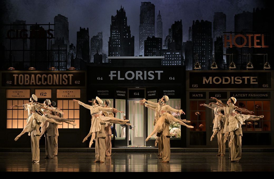 National Ballet of Japan in Alastair Marriott’s <i>City Lights</i> © Photo by Takashi Shikama, Charlie Chaplin™ © Bubbles Incorporated SA