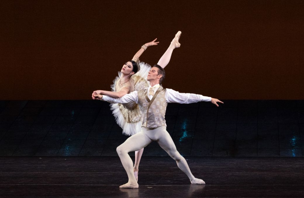 Chloe Misseldine and James Whiteside in George Balanchine’s <i>Ballet Imperial</i> © The George Balanchine Trust. Photo: Nir Arieli