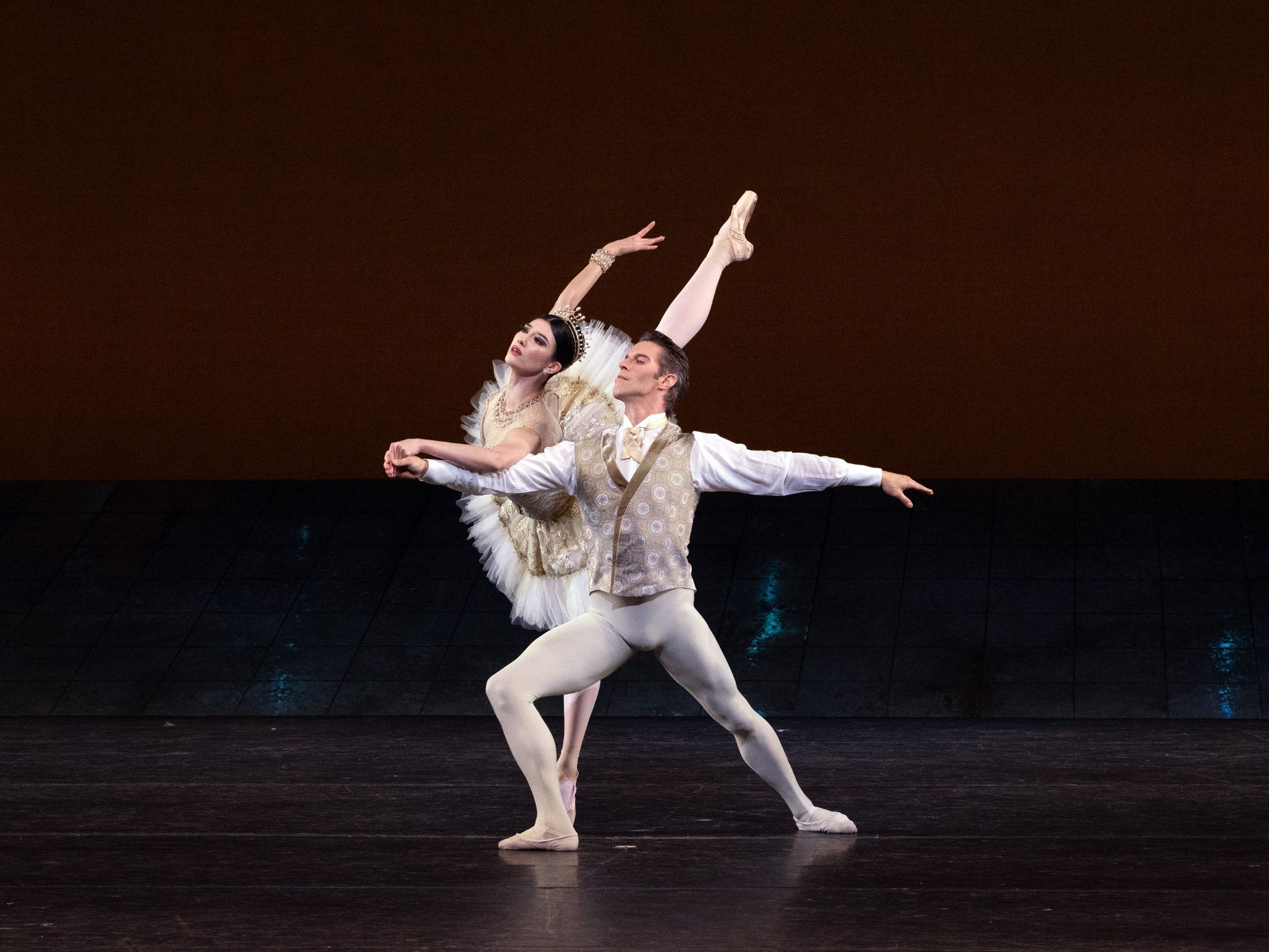 Chloe Misseldine and James Whiteside in George Balanchine’s <i>Ballet Imperial</i> © The George Balanchine Trust. Photo: Nir Arieli