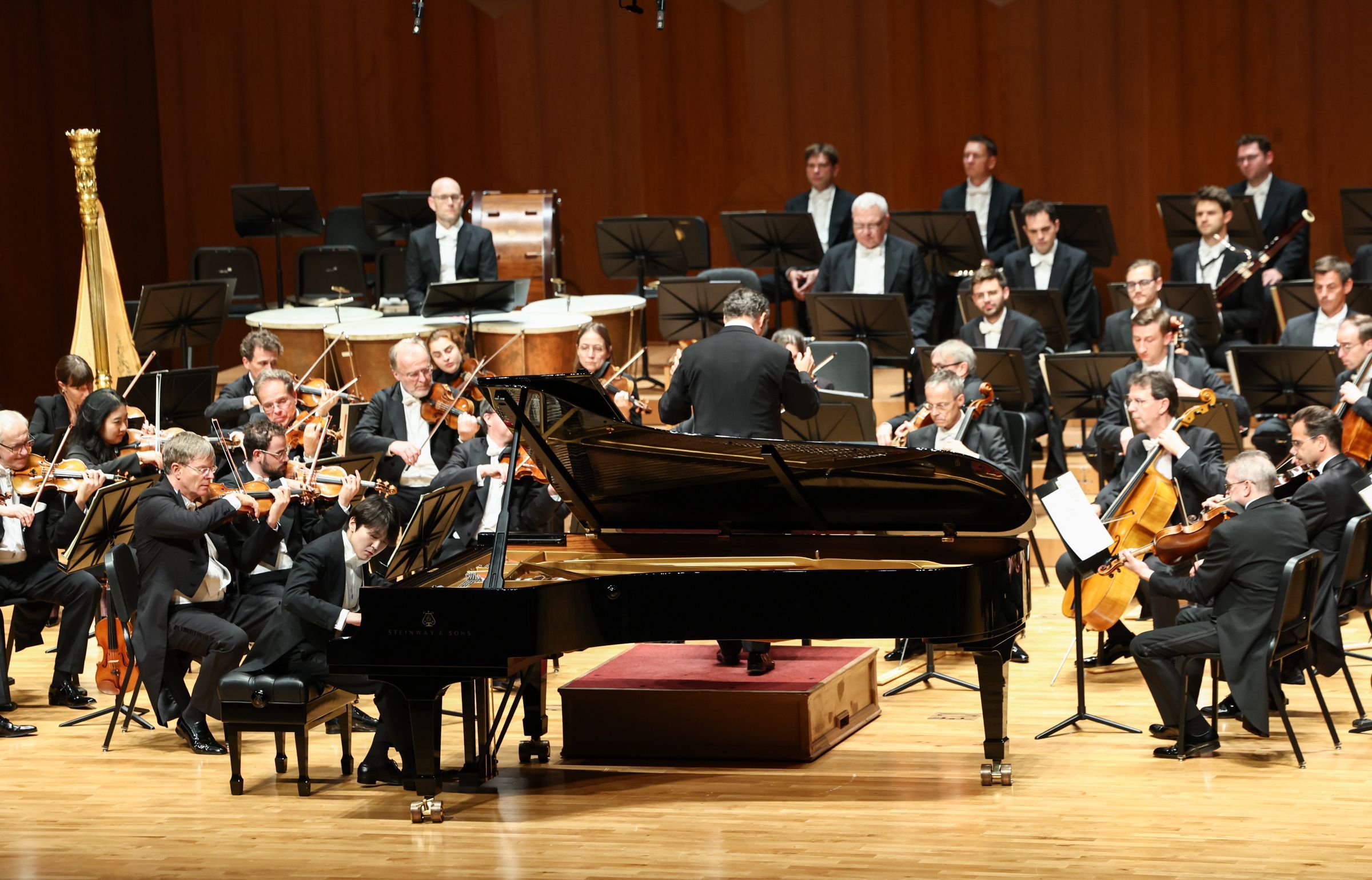 Seong-Jin Cho and the Vienna Philharmonic &copy; Hankyung Media Group