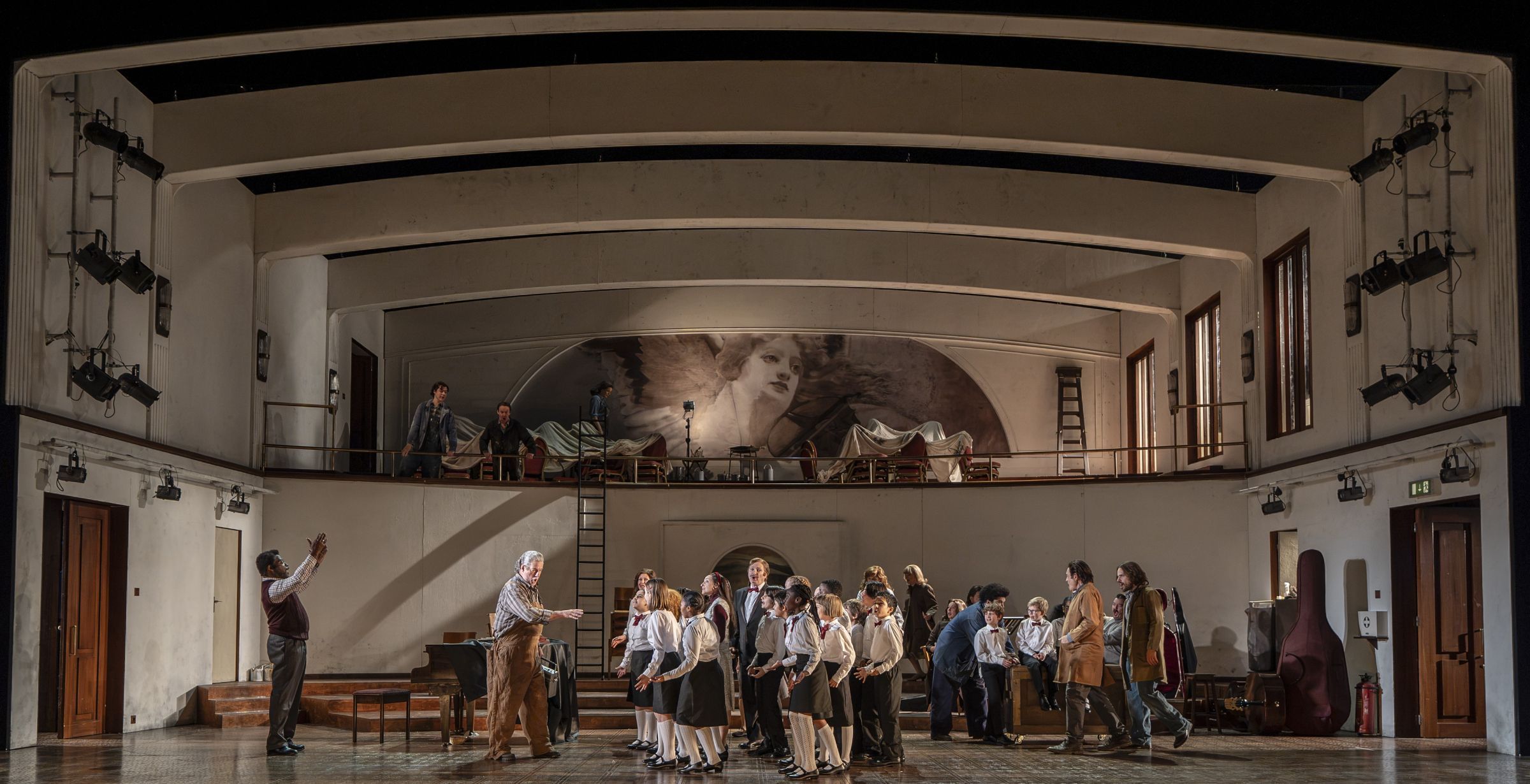 <i>Tosca</i>, Act 1 &copy; Ellie Kurttz