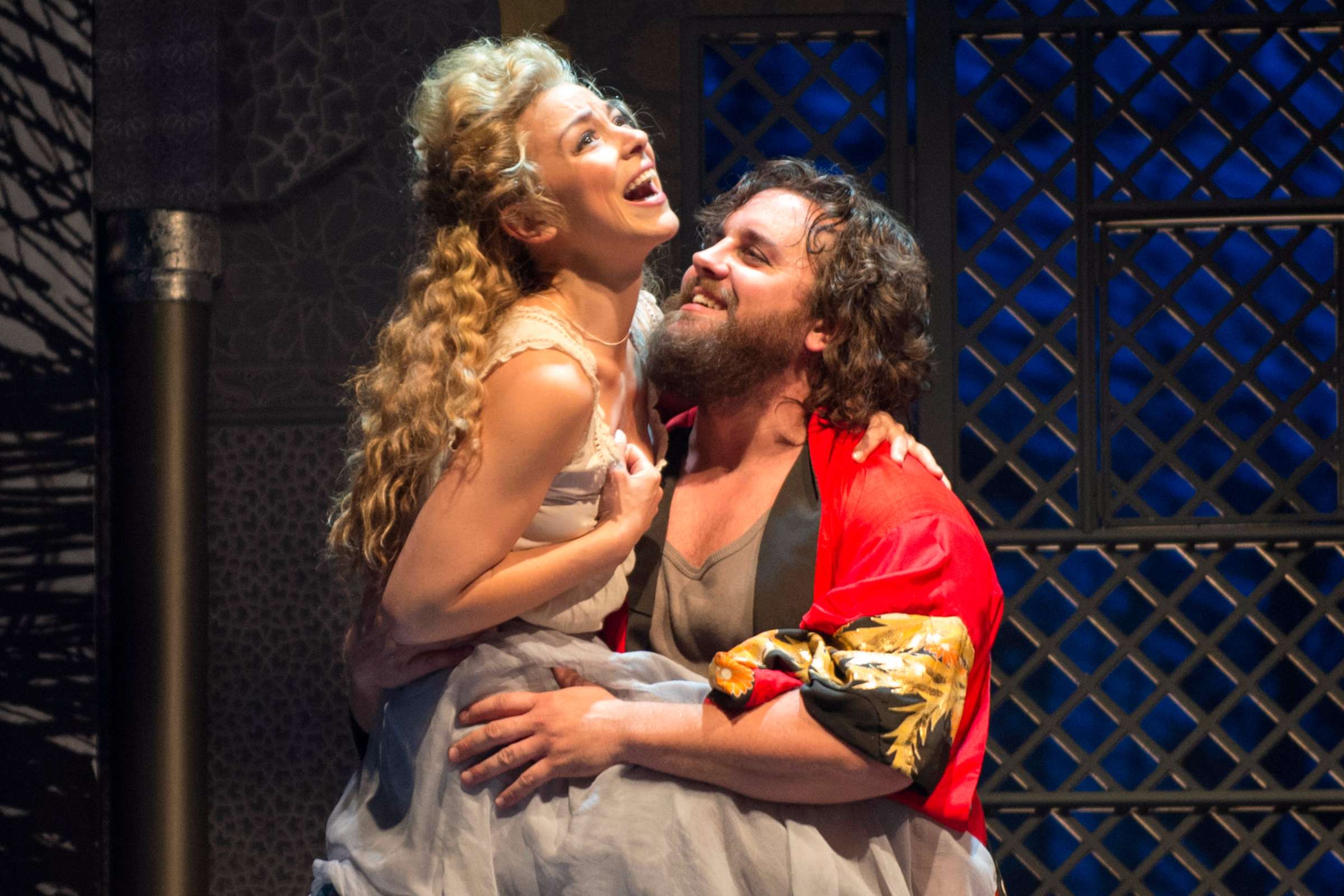 Corinne Winters (Teresa) and Michael Spyres (Cellini) &copy; Richard Hubert Smith