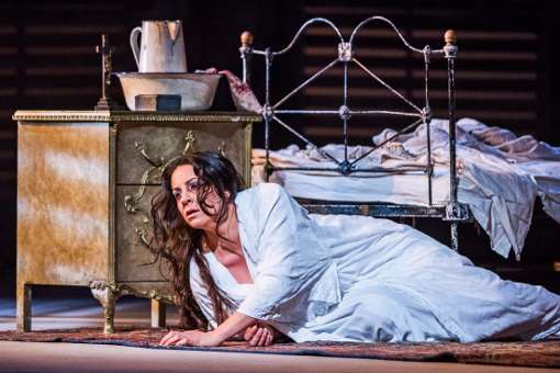 Joyce El-Khoury (Violetta) &copy; ROH | Tristram Kenton