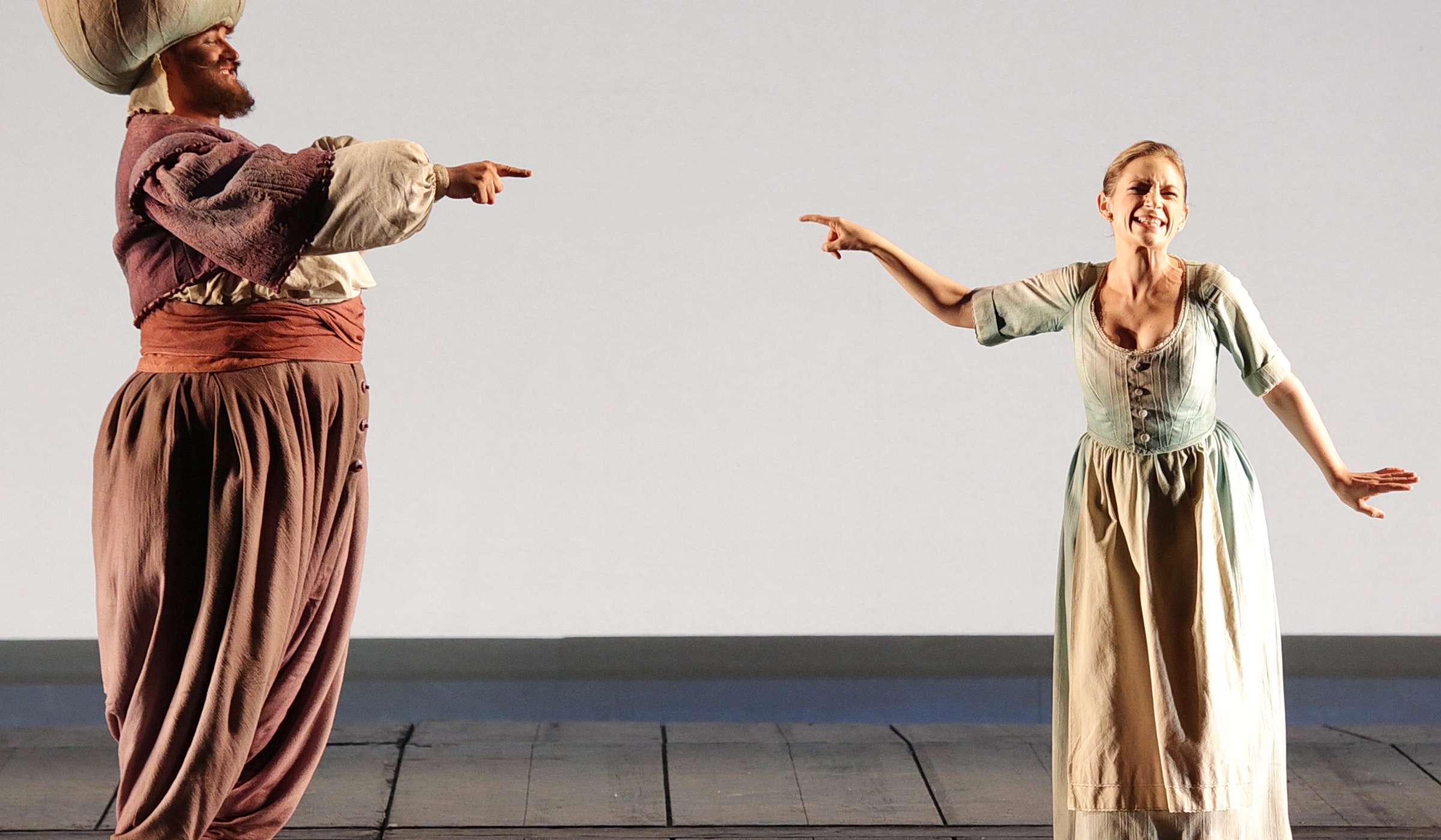 Tobias Kehrer (Osmin) and Sabine Devieilhe (Blondchen) © Marco Brescia & Rudy Amisano | Teatro alla Scala