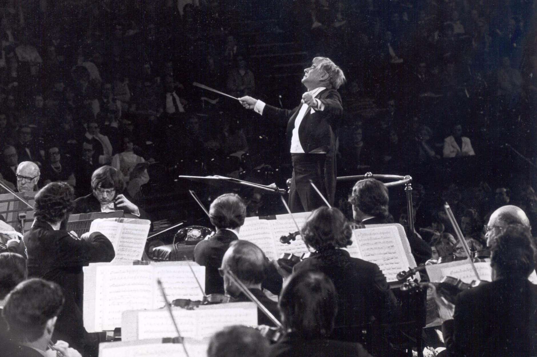 Leonard Bernstein conducting the LSO in Mahler 8 in the Royal Albert Hall, 1966 &copy; London Symphony Orchestra